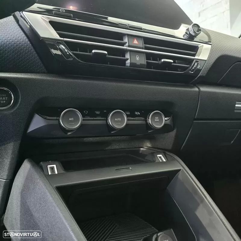 Citroën C4 X PureTech 130 Stop&Start EAT8 MAX - 36