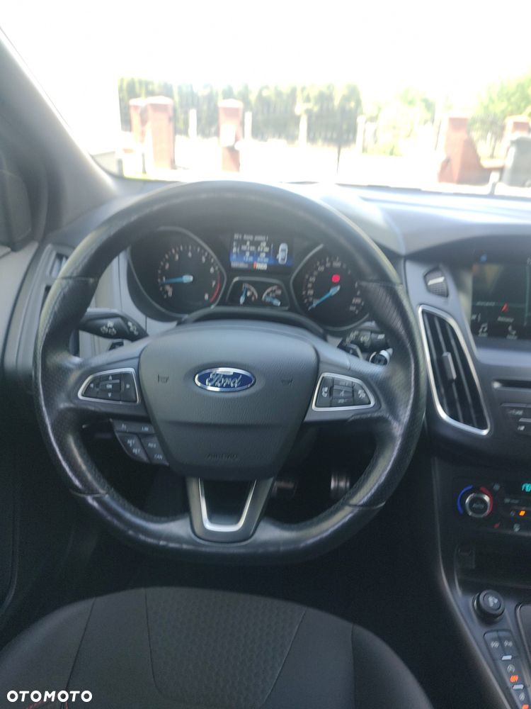 Ford Focus - 5