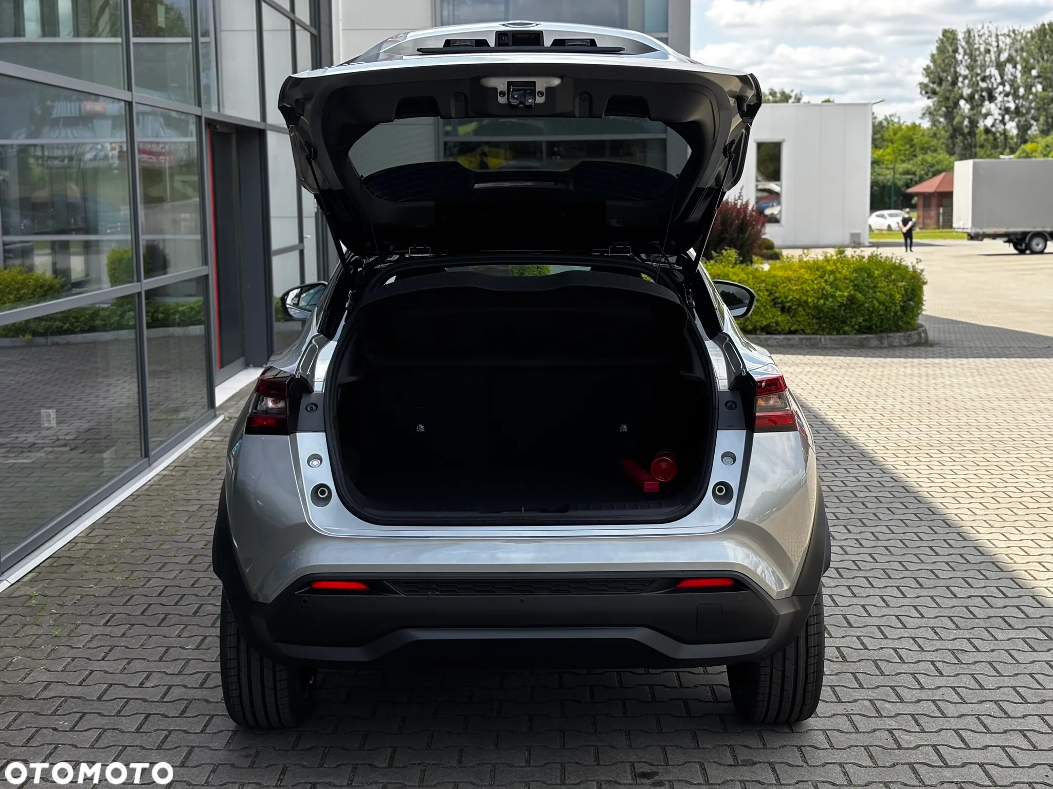 Nissan Juke 1.0 DIG-T N-Connecta DCT - 9