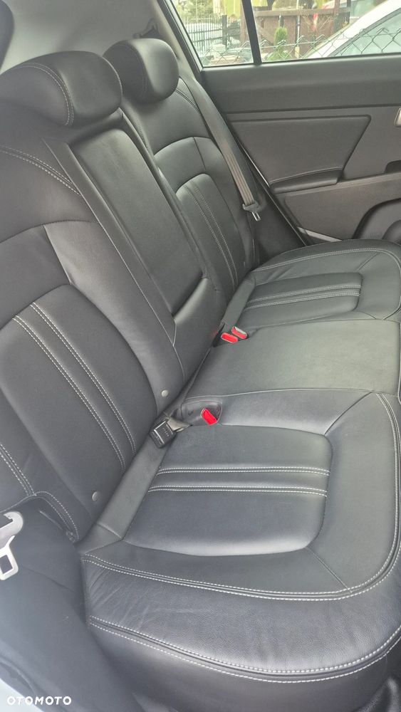 Kia Sportage 2.0 CRDI 184 4WD Automatik Spirit - 21