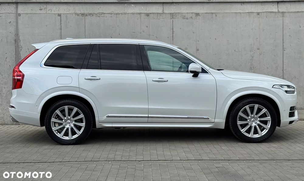Volvo XC 90 - 7