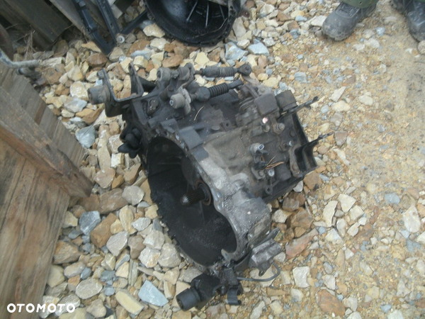 SKRZYNIA BIEGOW TOYOTA COROLLA E12 2.0 D4D