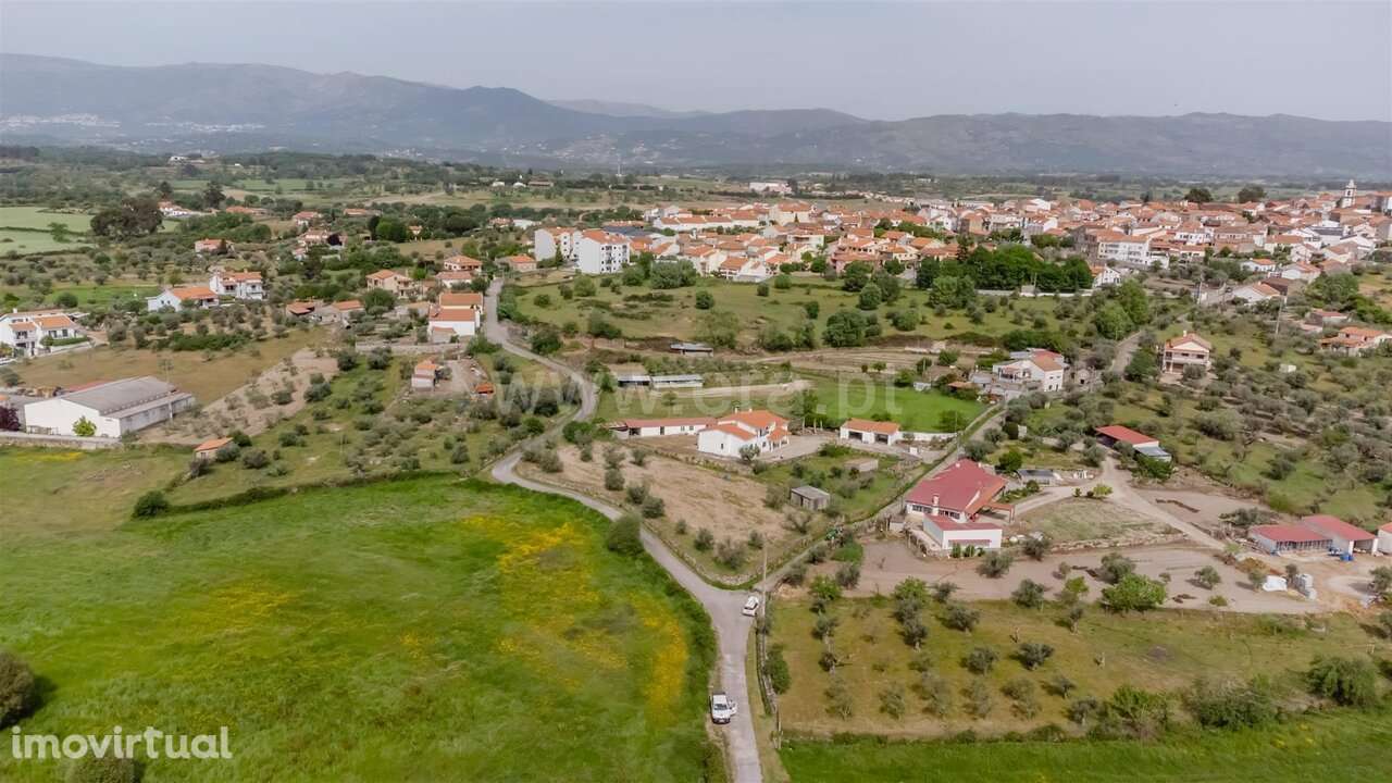 Terreno / Belmonte, Caria - Grande imagem: 2/20