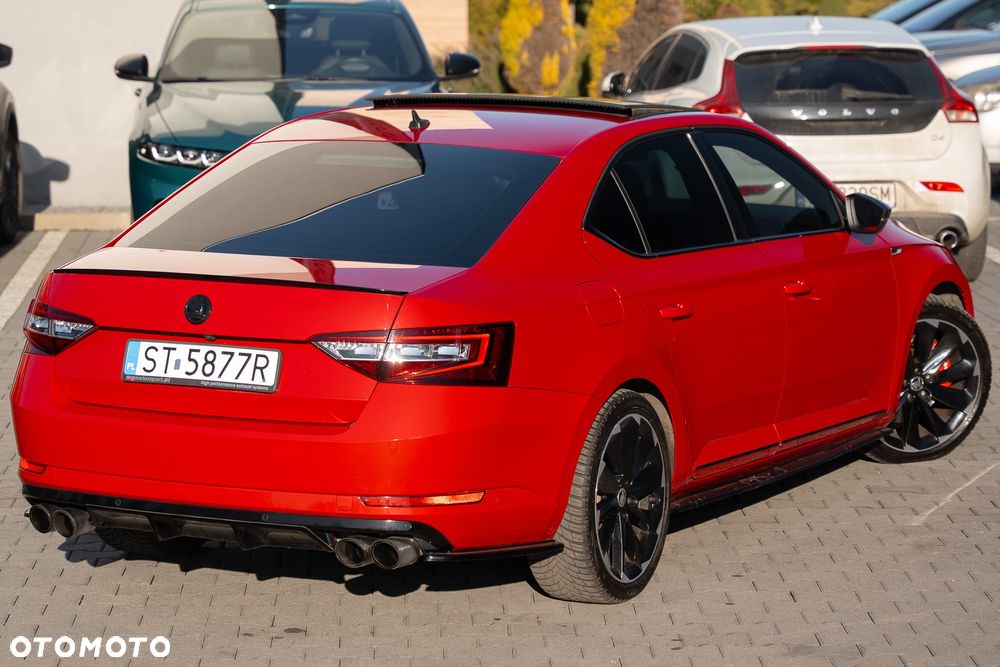 Skoda Superb 2.0 TSI 4x4 Sportline DSG - 12