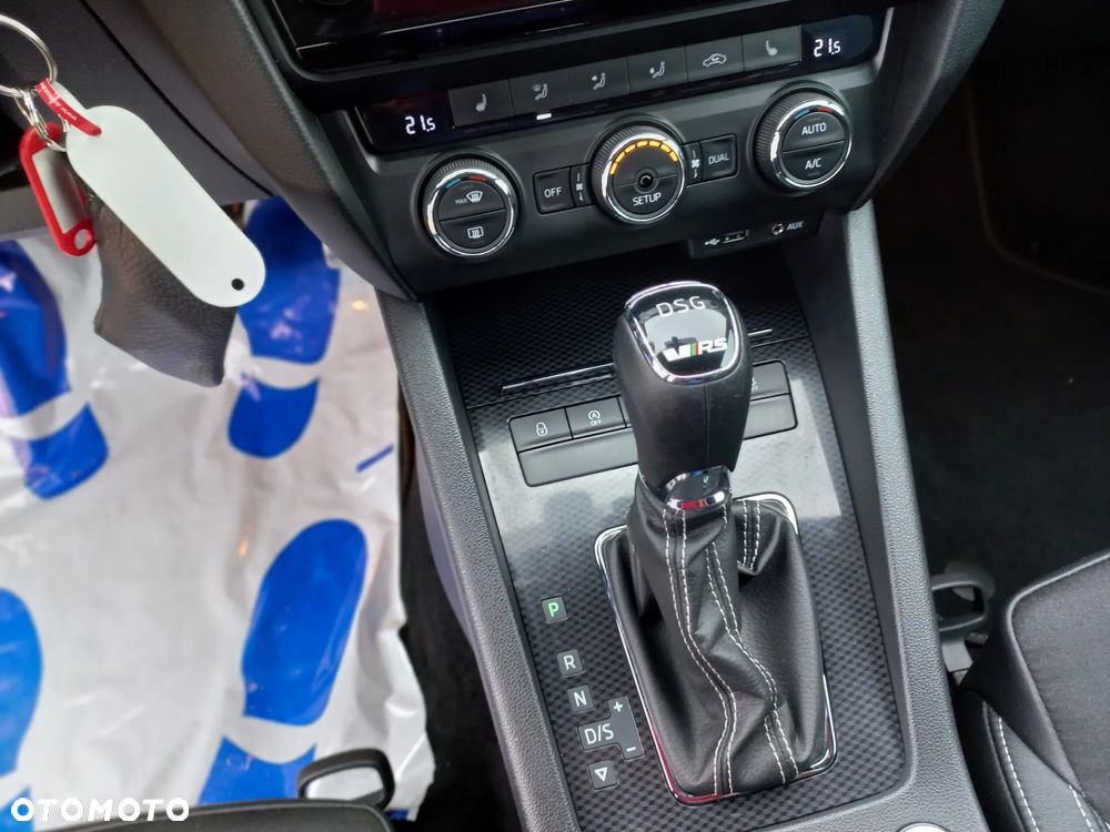 Skoda Octavia 2.0 TDI RS DSG - 13