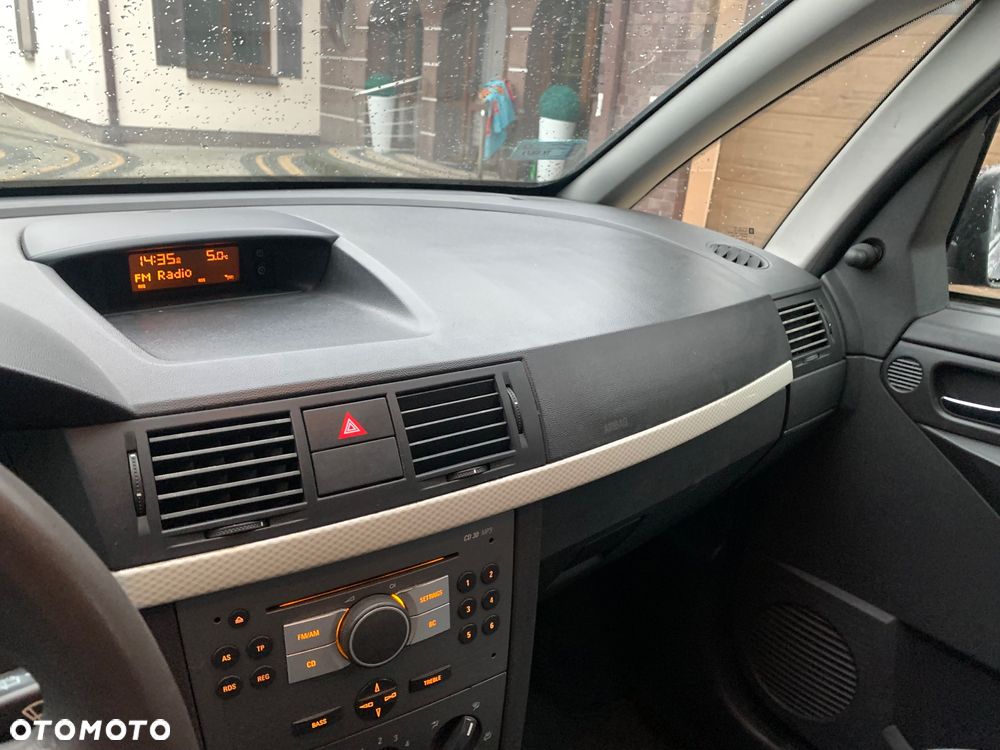 Opel Meriva 1.6 16V Essentia - 5