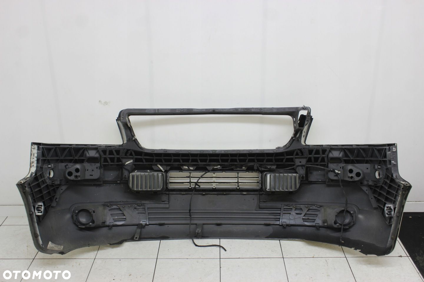 VW TRANSPORTER T5 2003R- ZDERZAK PRZÓD PRZEDNI - 9