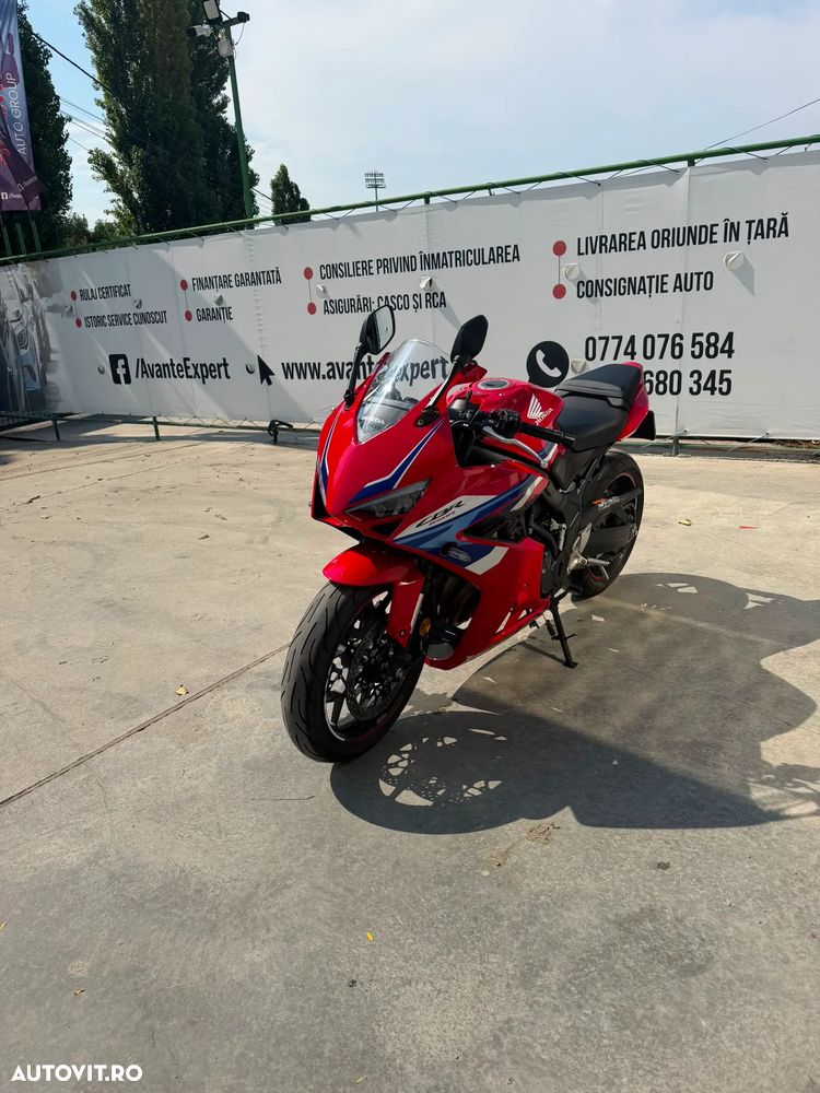 Honda CBR 650R - 2