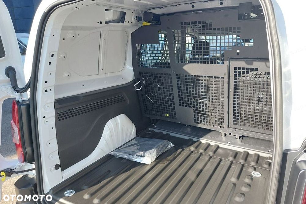 Peugeot Partner Van L2H1 Zabudowa Brygadowa 1.5 100KM - 6