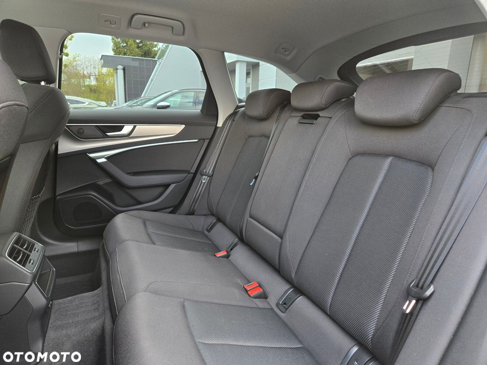 Audi A6 - 12