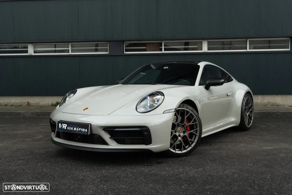 Porsche 911 (992) - 2
