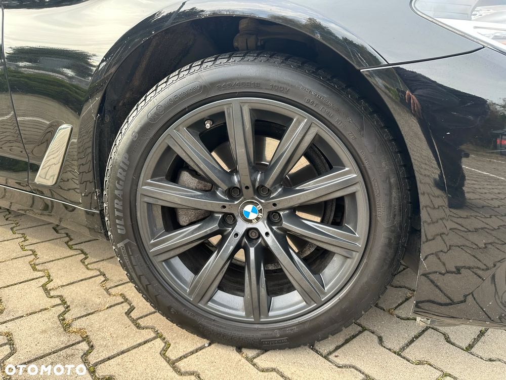 BMW Seria 5 520d xDrive Luxury Line - 36