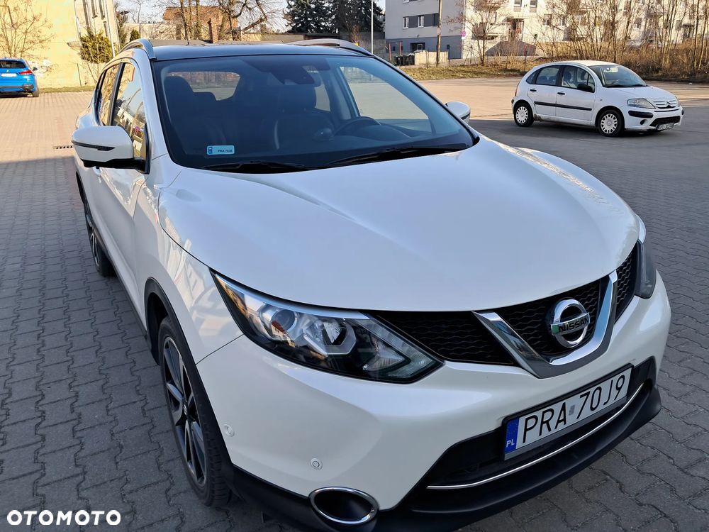 Nissan Qashqai 1.6 DIG-T Tekna - 1