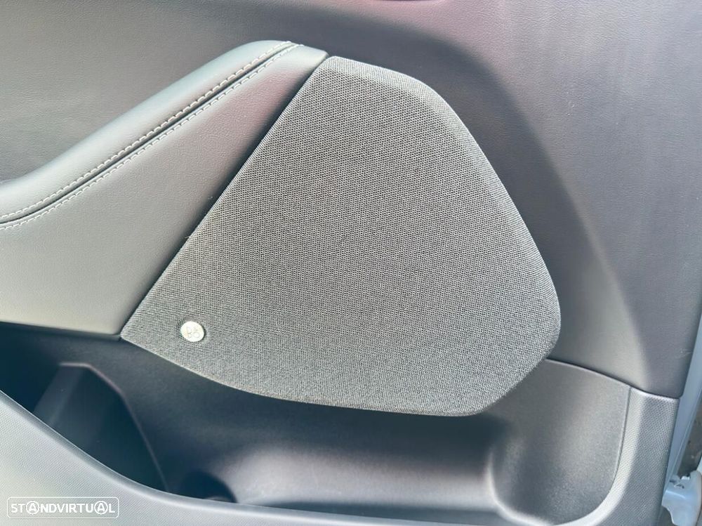 Ford Mustang Mach-E Standard - 27