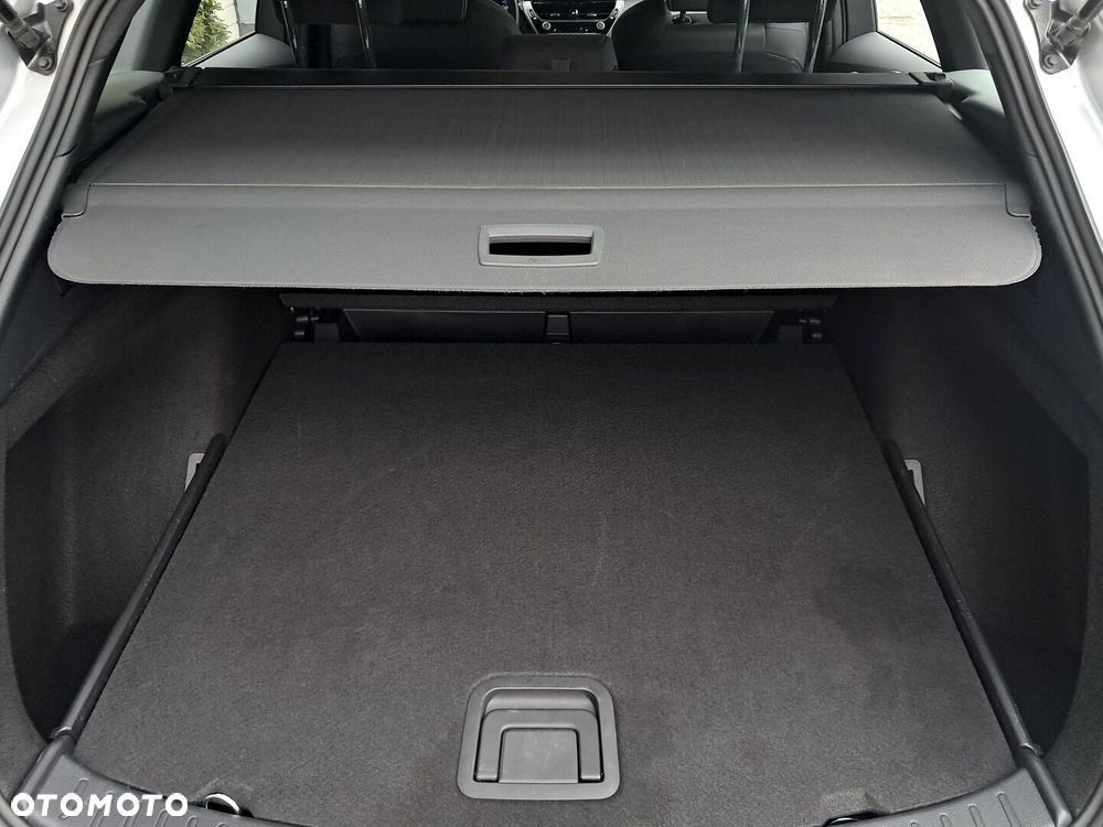 Toyota Corolla 1.8 Hybrid Comfort - 11