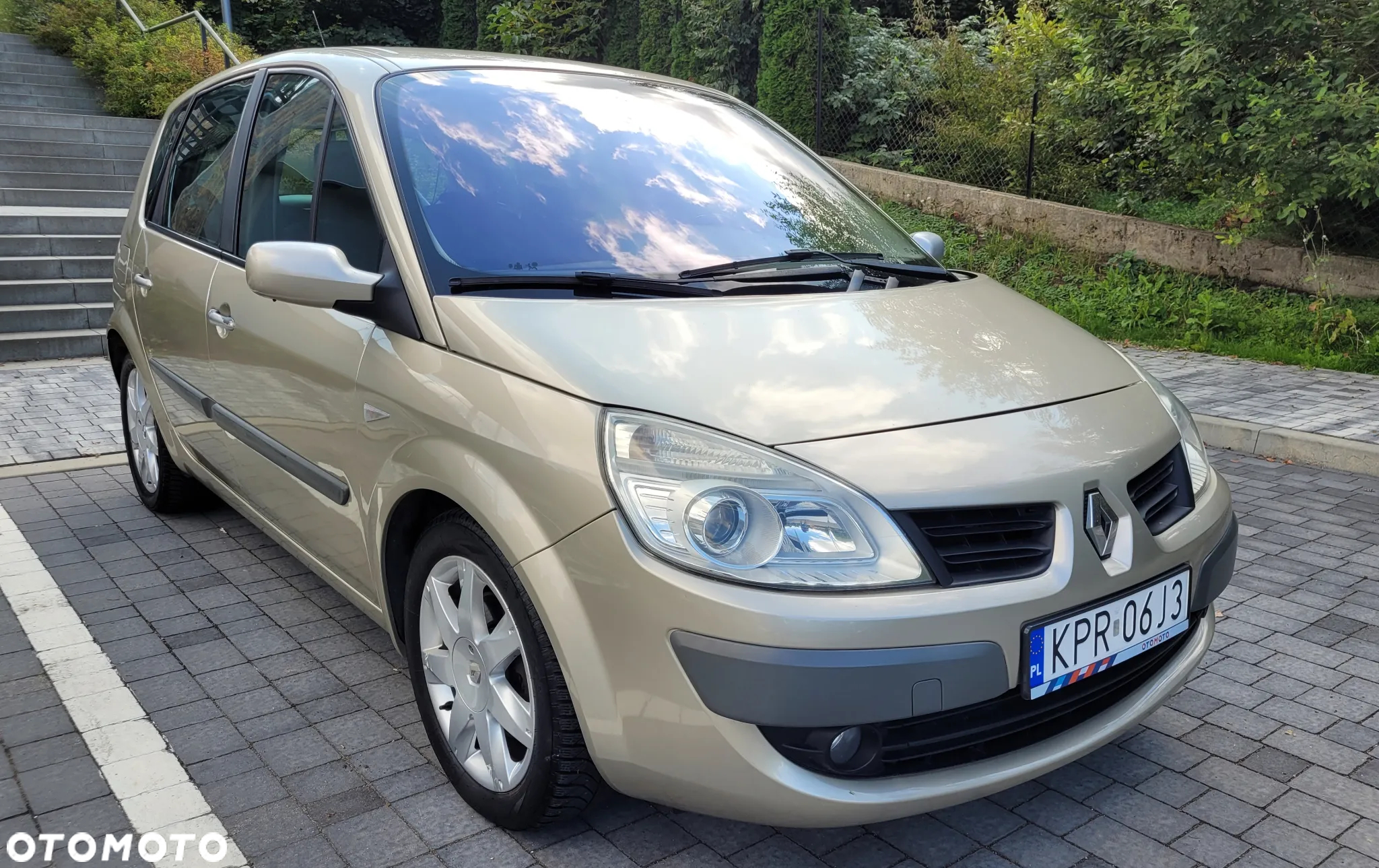 Renault Scenic 2.0 Confort Authentique - 8