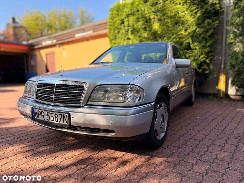 Mercedes-Benz Klasa C - 1