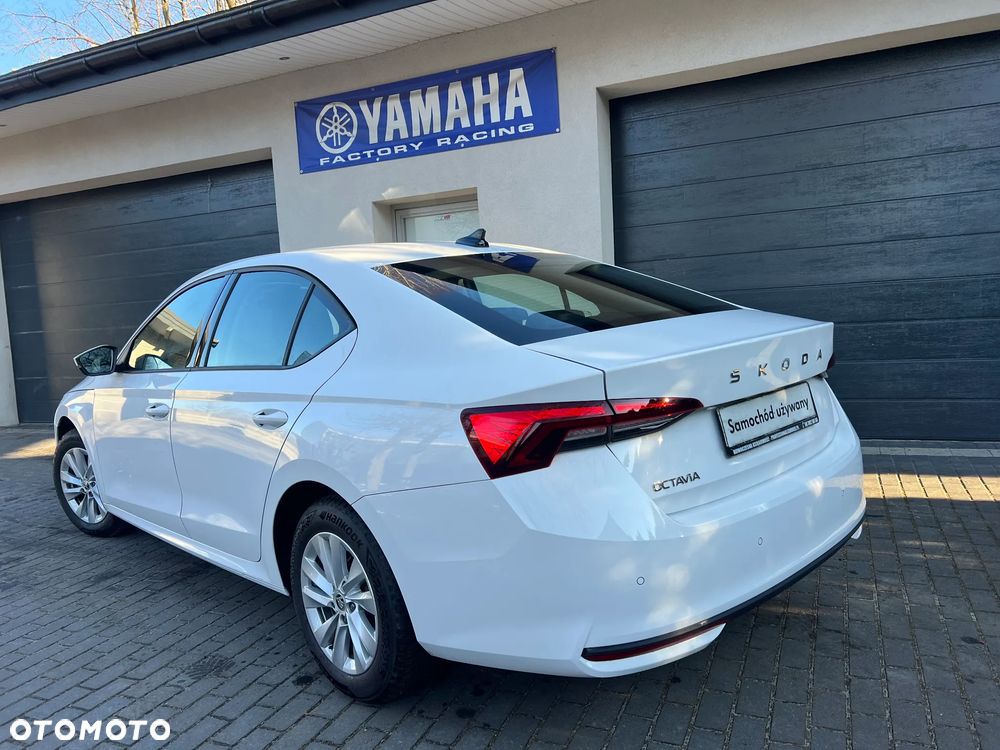 Skoda Octavia 1.5 TSI Edition 130 Essence - 6