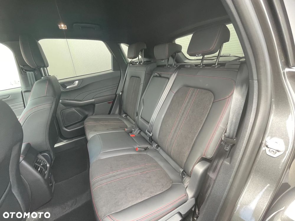 Ford Kuga 2.5 FHEV FWD ST-Line X eCVT - 17