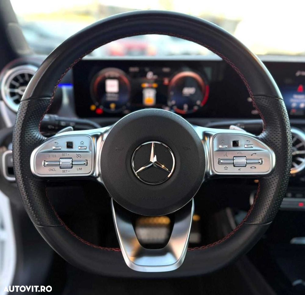 Mercedes-Benz CLA 180 - 24