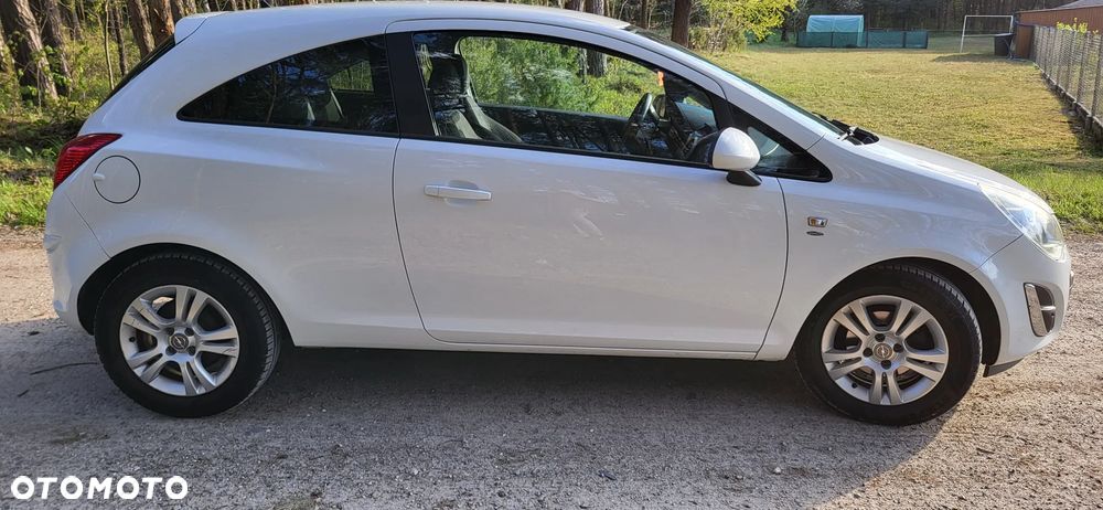 Opel Corsa 1.4 16V Satellite - 8