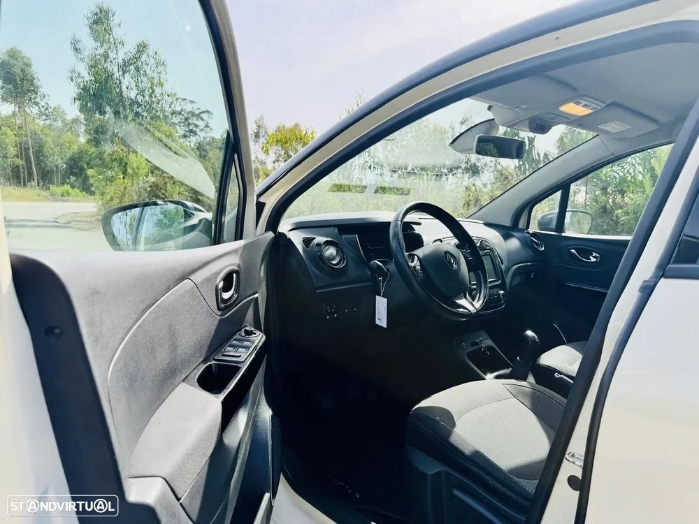 Renault Captur 1.5 dCi Exclusive - 10