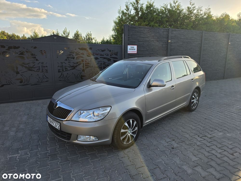 Skoda Octavia - 2