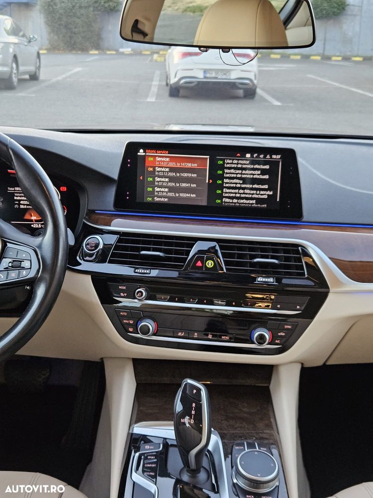 BMW Seria 5 520d AT - 9