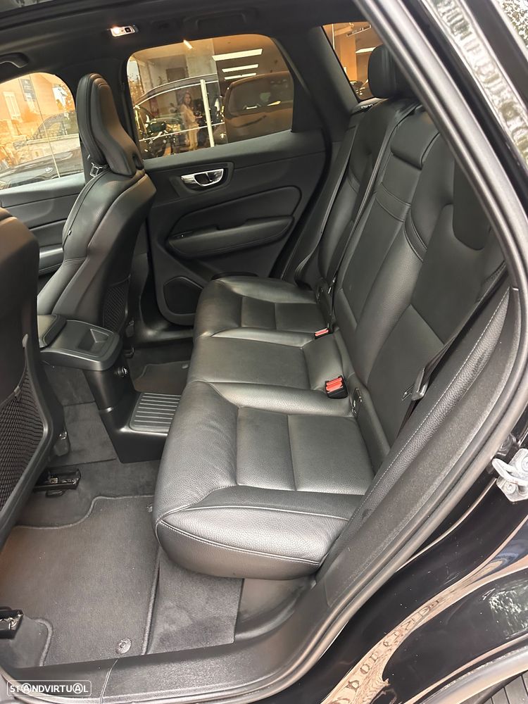 Volvo XC 60 2.0 T8 PHEV Inscription AWD - 11