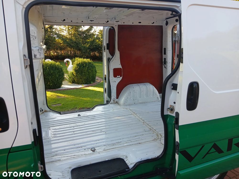 Opel VIVARO - 8