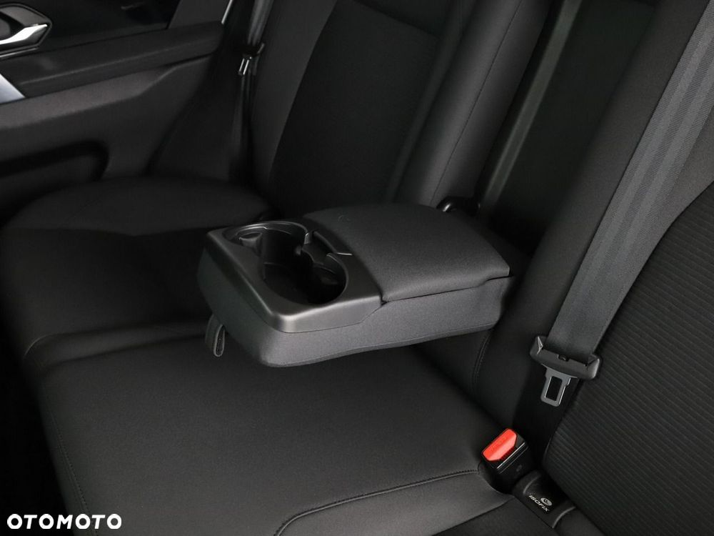Land Rover Discovery Sport 2.0 TD4 SE - 35