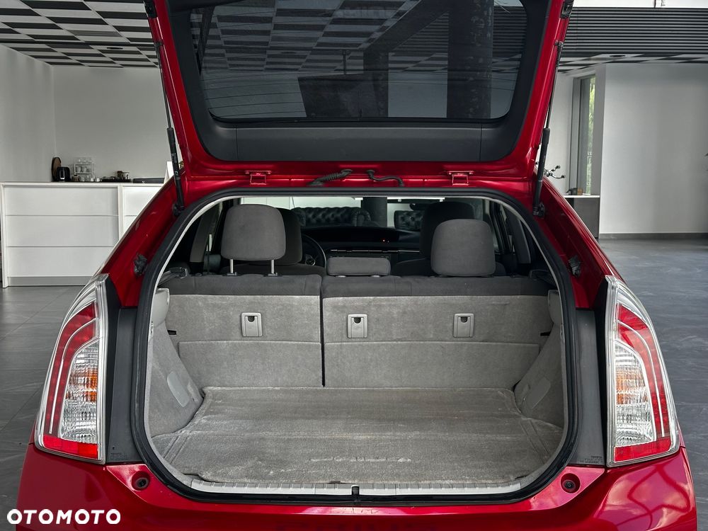 Toyota Prius - 16