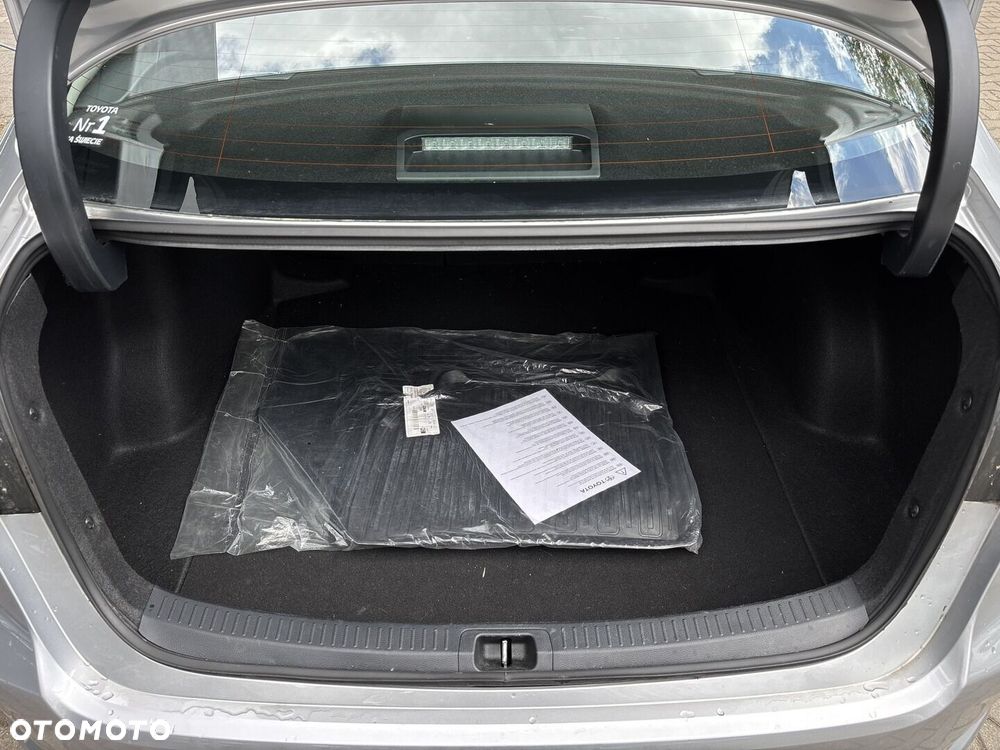 Toyota Corolla 1.8 Hybrid Comfort - 20