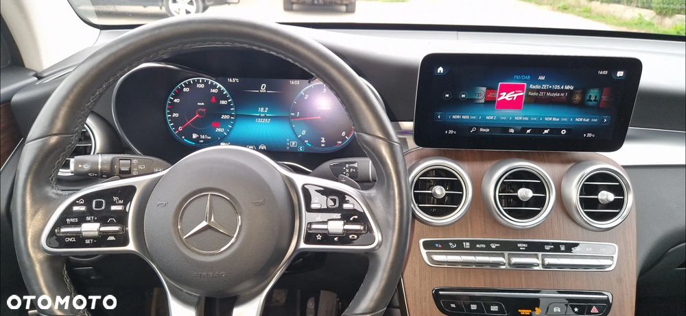 Mercedes-Benz GLC 220 d 4Matic 9G-TRONIC Exclusive - 11