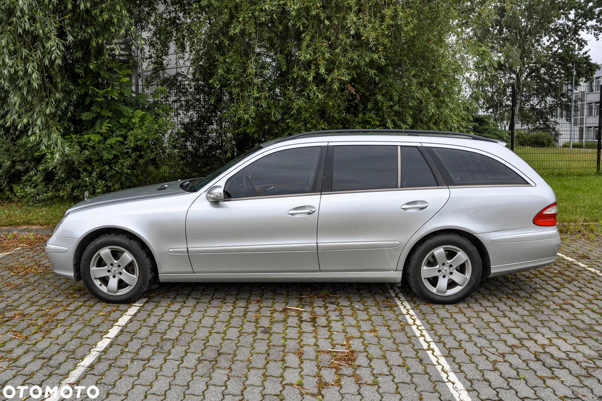 Mercedes-Benz Klasa E 350 4-Matic T Avantgarde - 2