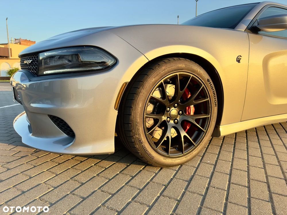 Dodge Charger - 12