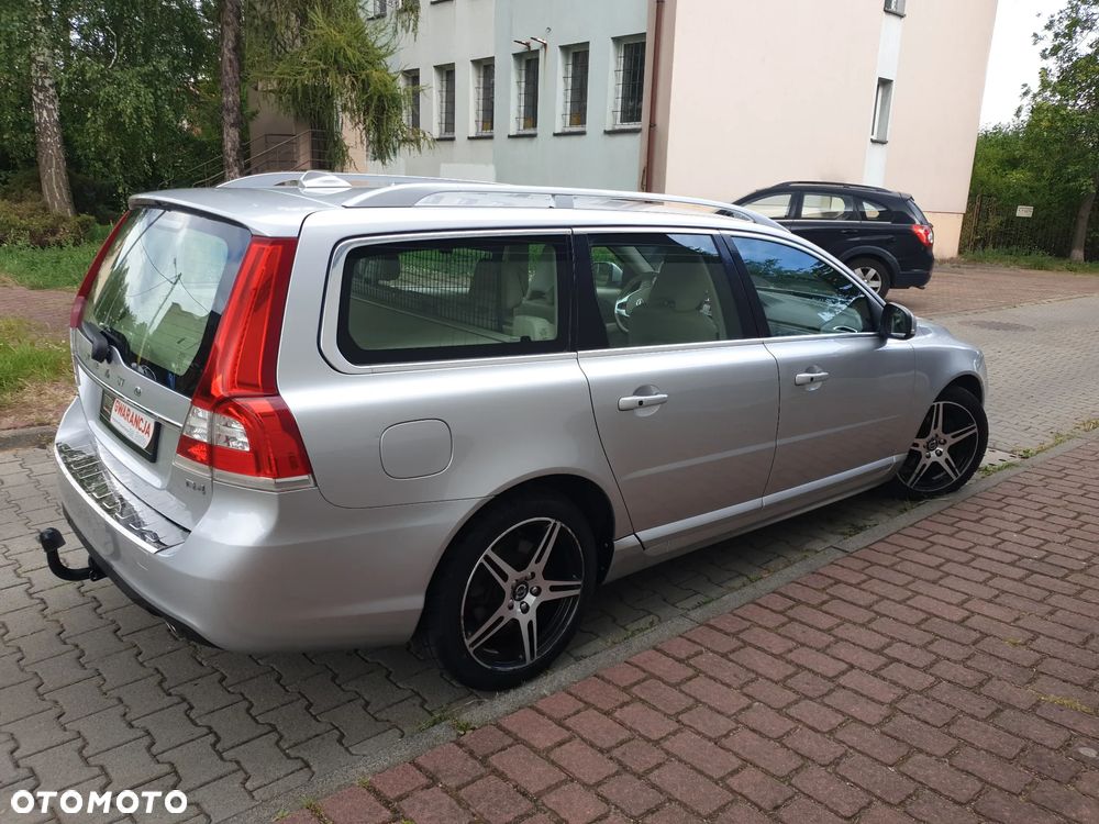 Volvo V70 D4 Geartronic Linje Svart - 16