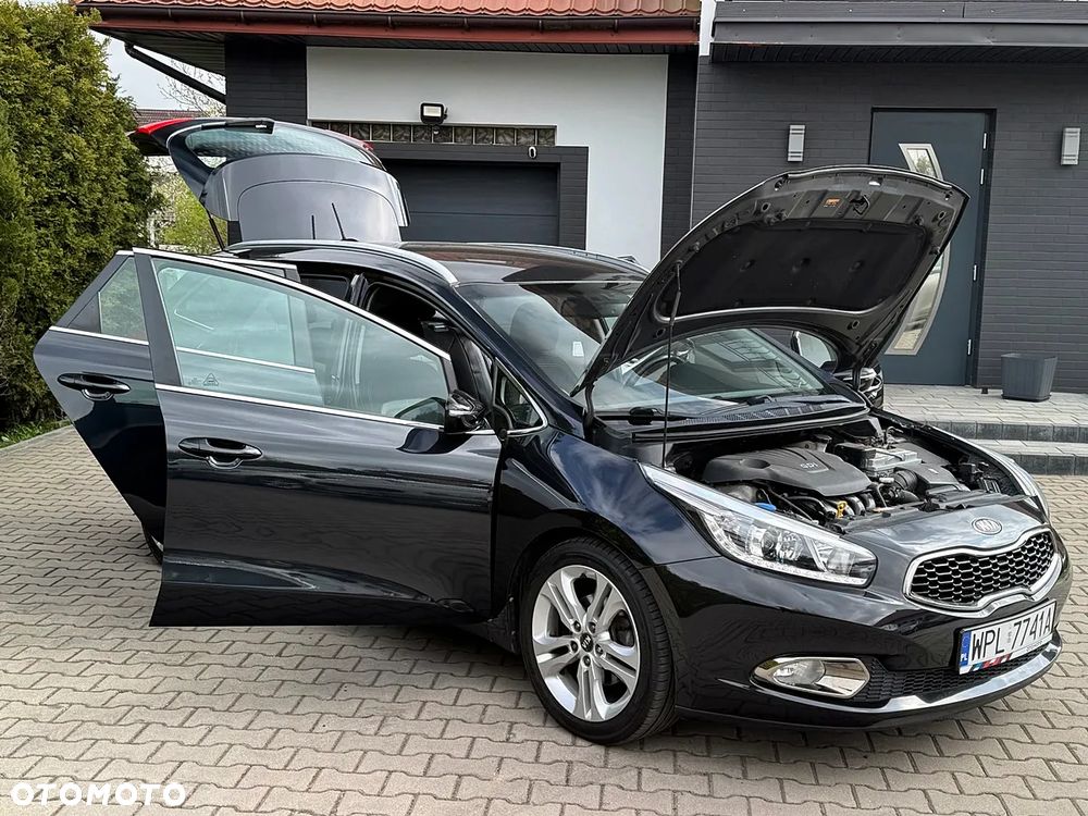 Kia Ceed 1.6 GDI Platinum Edition - 35