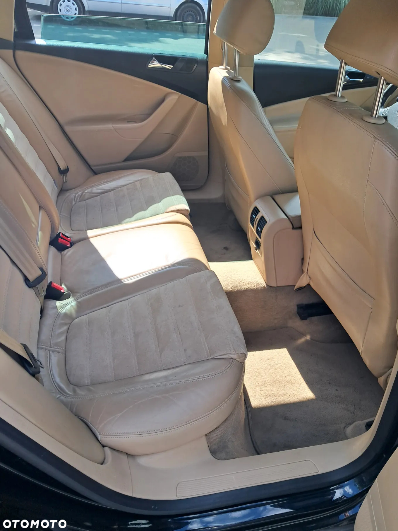 Volkswagen Passat 2.0 TDI Highline DSG - 9