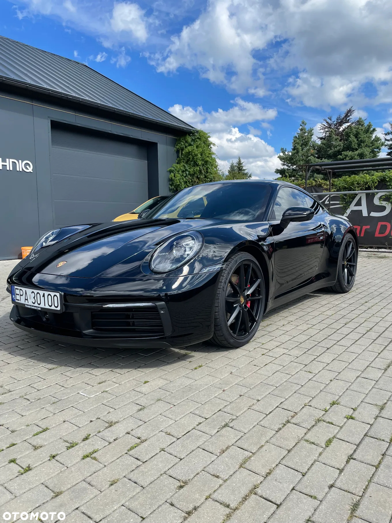 Porsche 911 Carrera 4S - 2