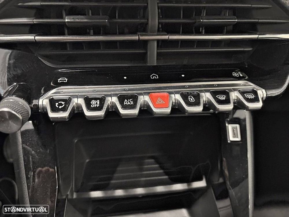 Peugeot 2008 1.2 PureTech Active - 18