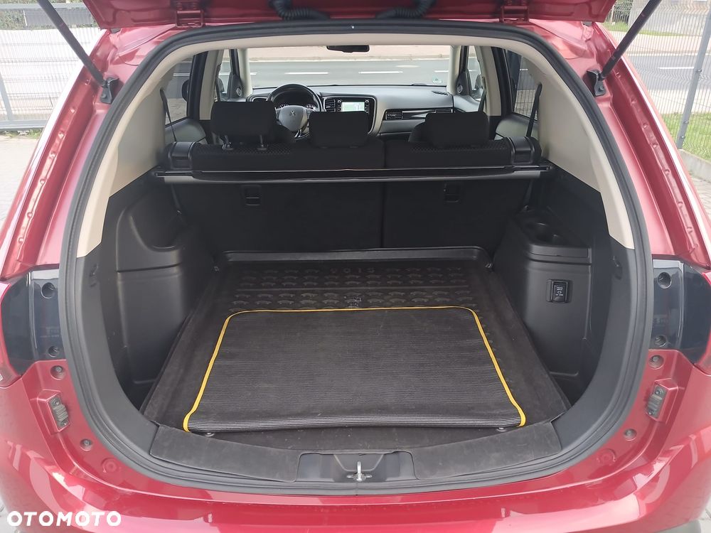 Mitsubishi Outlander 2.0 2WD CVT Edition 100 - 22