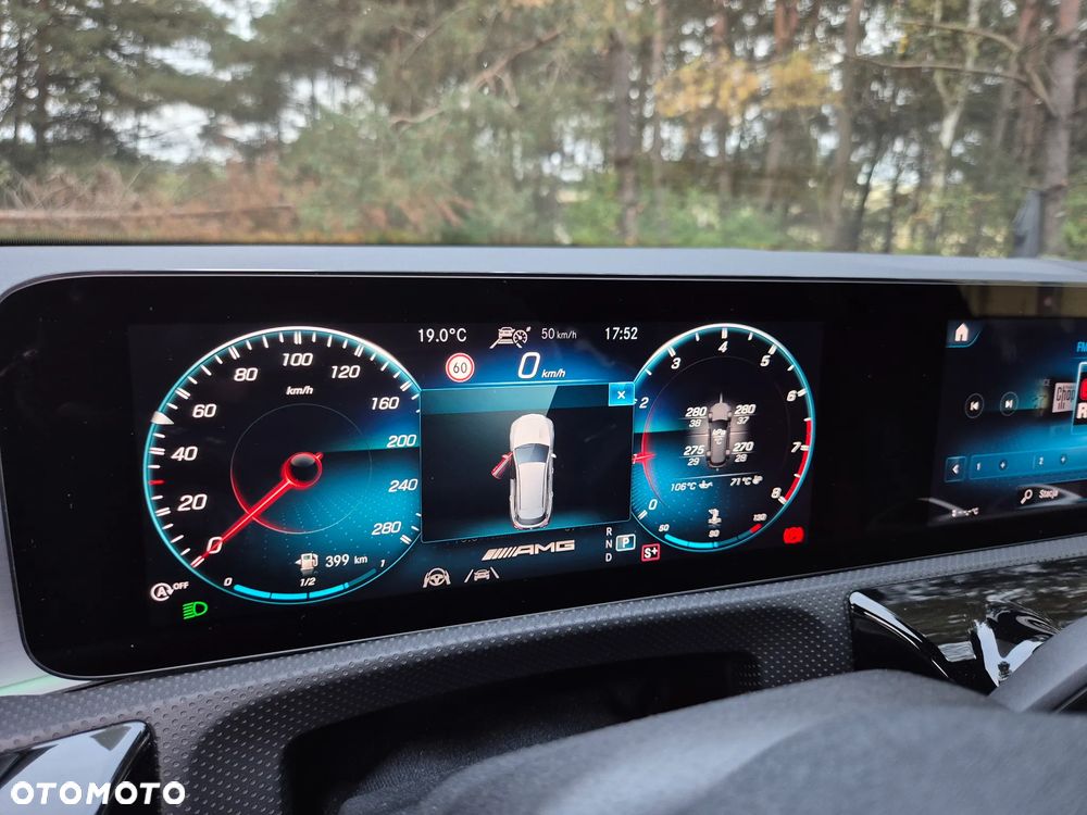 Mercedes-Benz CLA AMG 35 4-Matic 7G-DCT - 24