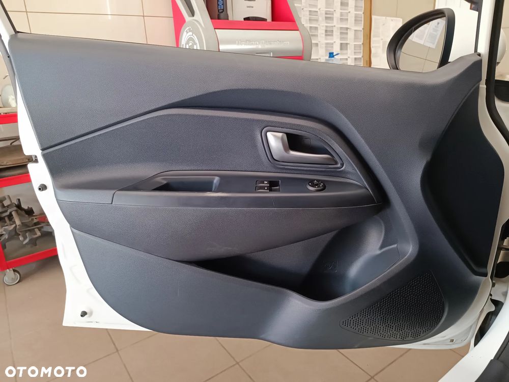 Kia Rio 1.2 Attract - 22