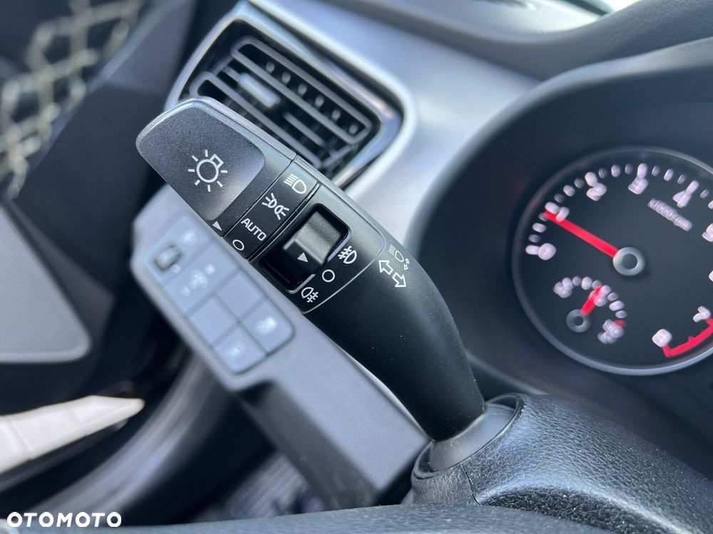 Kia Stonic 1.0 T-GDI L - 13