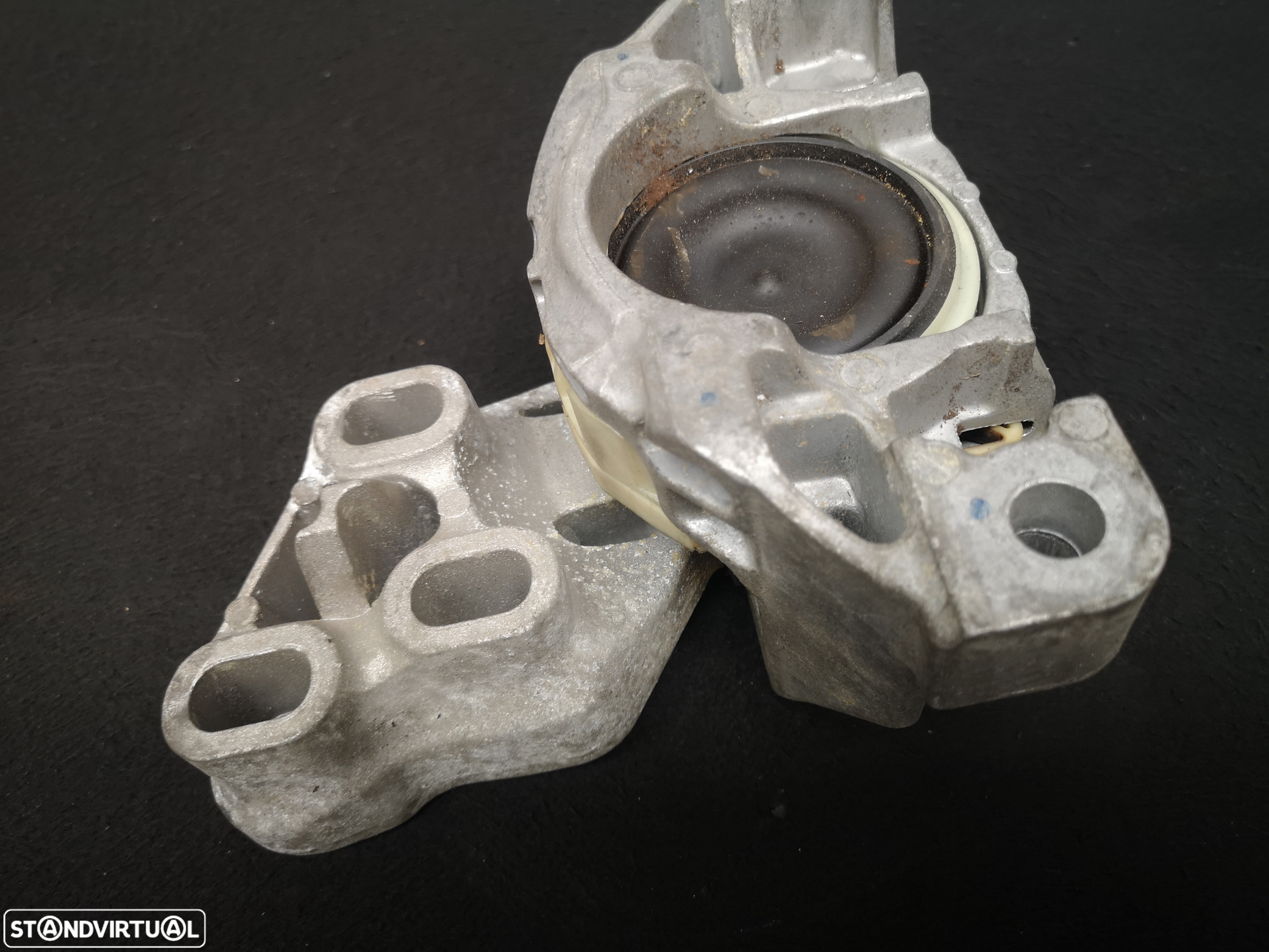 Apoio de motor Mercedes CDI W176 W117 W246  2014+ (2x no estoque) GLA200 - 6