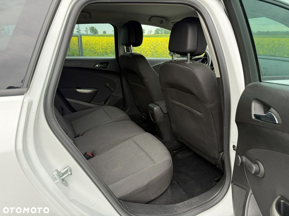 Opel Astra 1.4 Turbo ENERGY - 20
