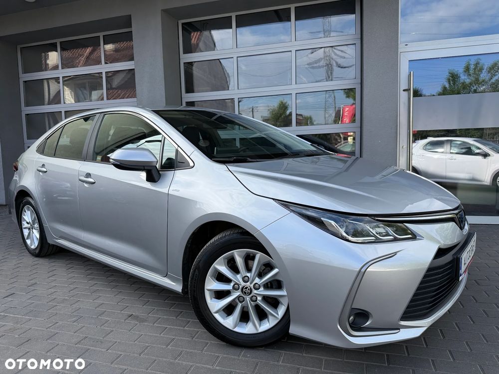 Toyota Corolla 1.8 Hybrid Comfort - 18