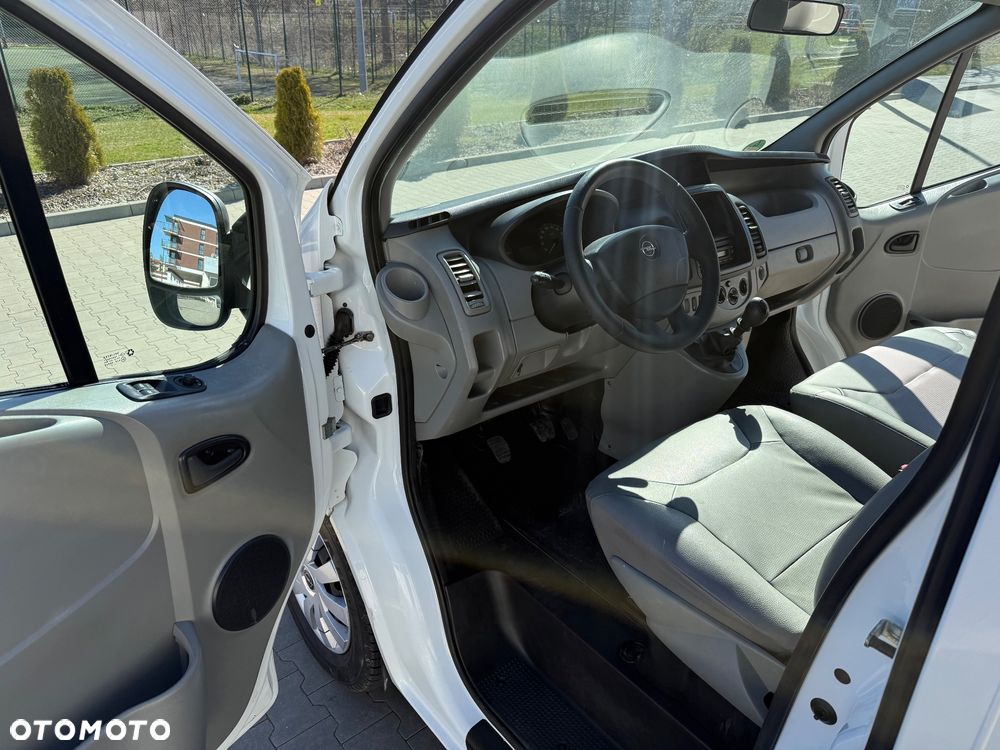 Opel Vivaro - 7