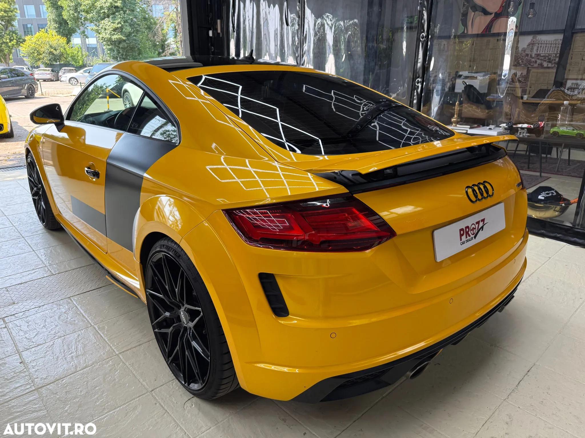 Audi TT Coupe 45 TFSI quattro S tronic - 4